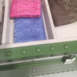 Meet your Posher, Keith